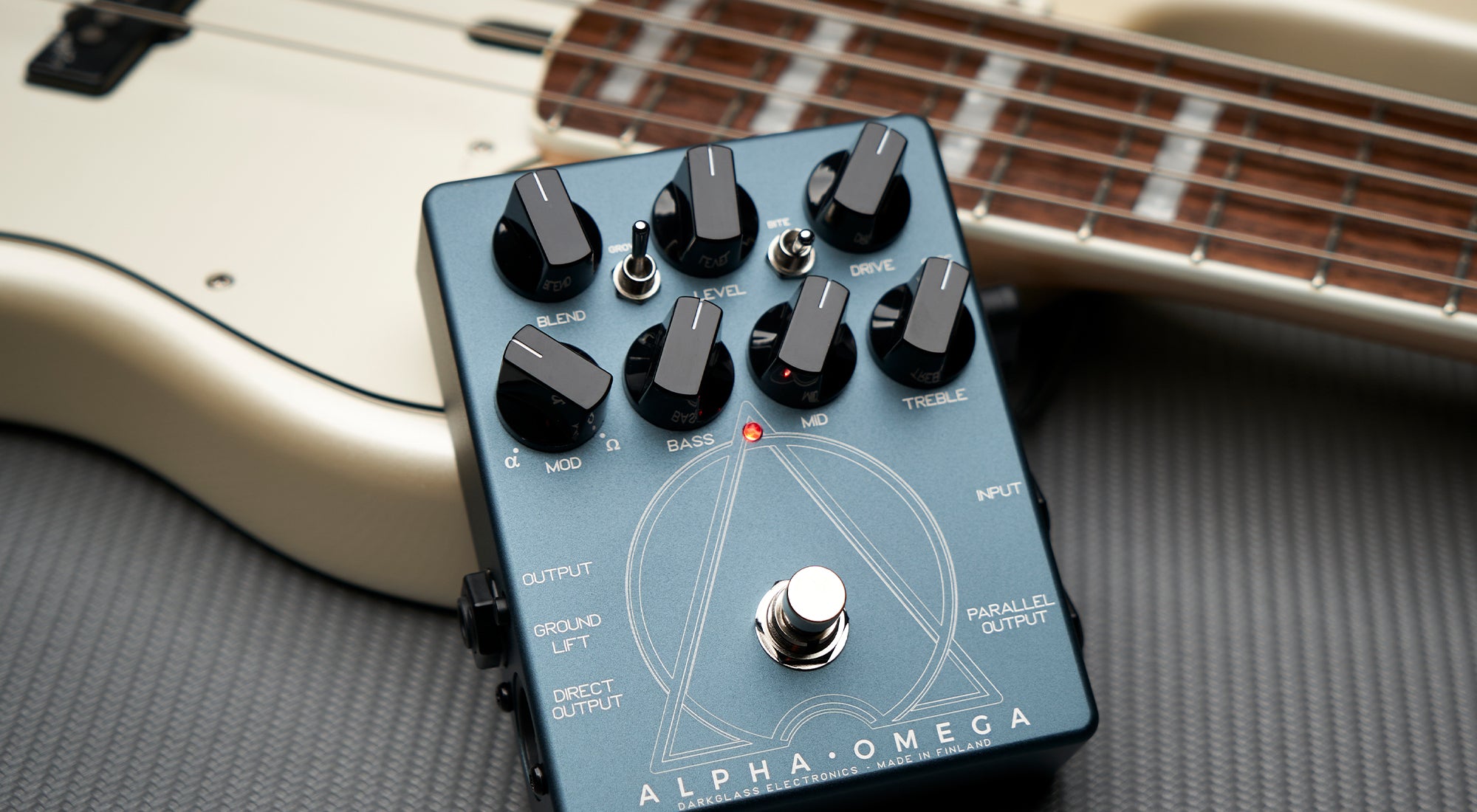 Darkglass-Alpha-Omega-Banner-3