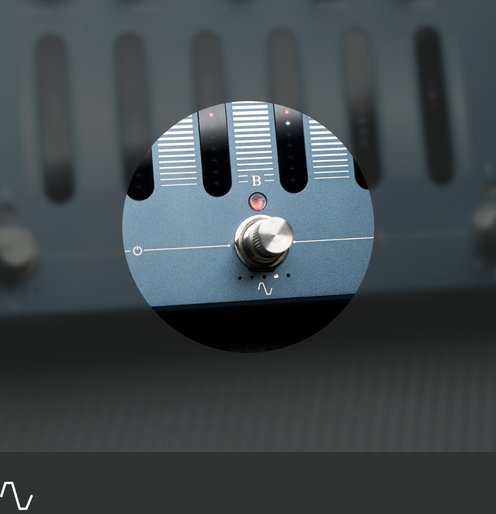 Darkglass-Alpha-Omega-Photon-Card-2_16d372f8-0500-41d6-8d94-fff0e46b9350