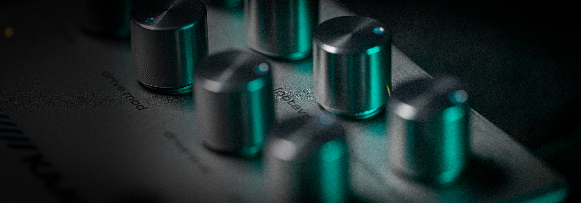 Darkglass-Kaamos-Hero-2000x700