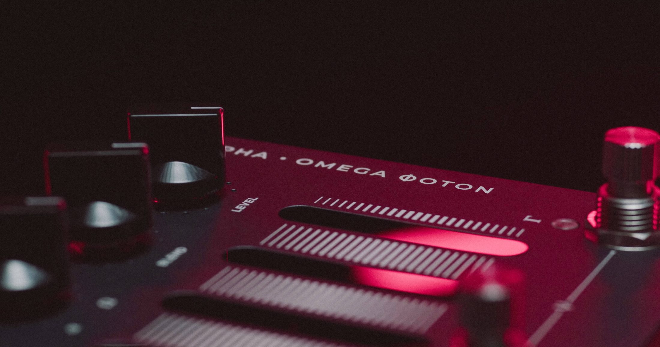 Alpha·Omega Φhoton – Darkglass Electronics