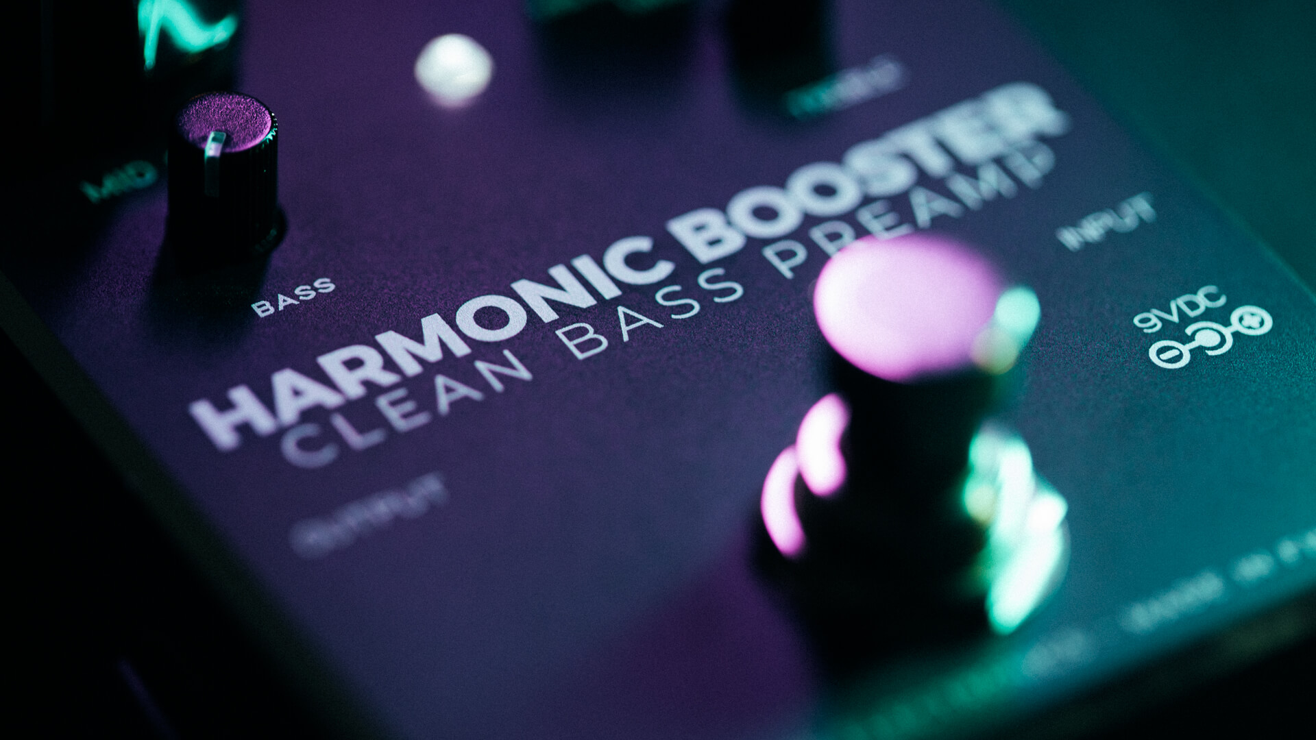 Harmonic Booster – Darkglass Electronics