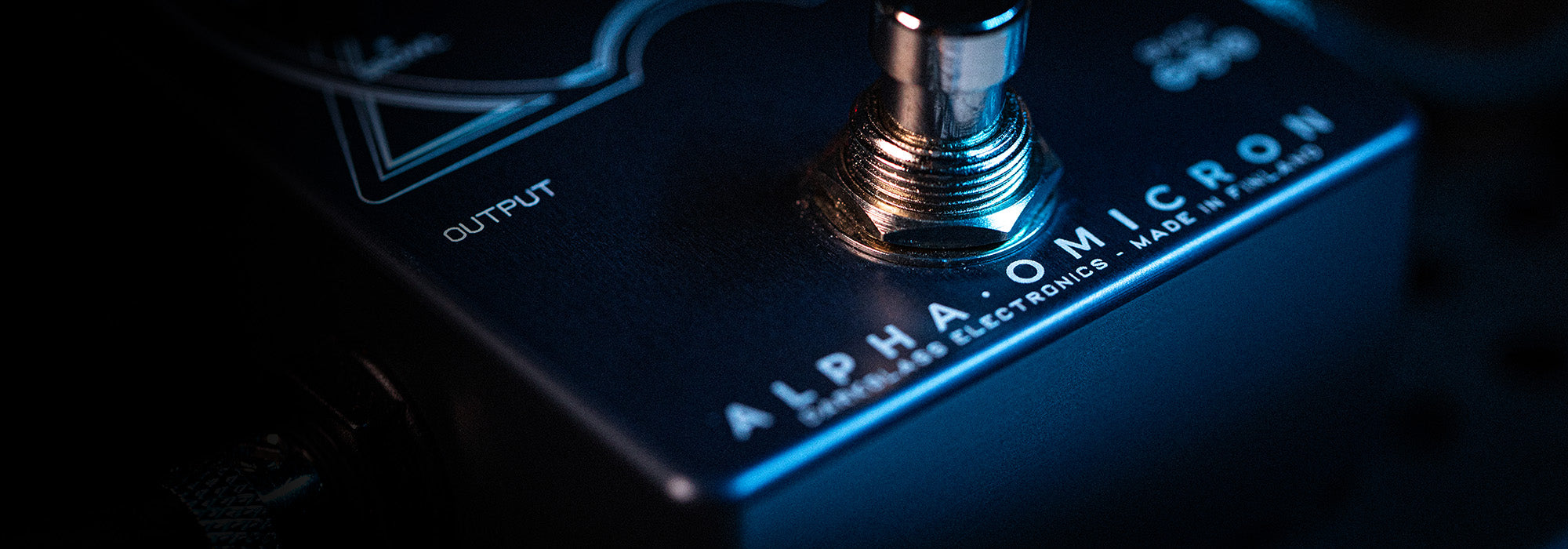 Dark-Glass-Alpha-Omicron-Product-Hero-Image