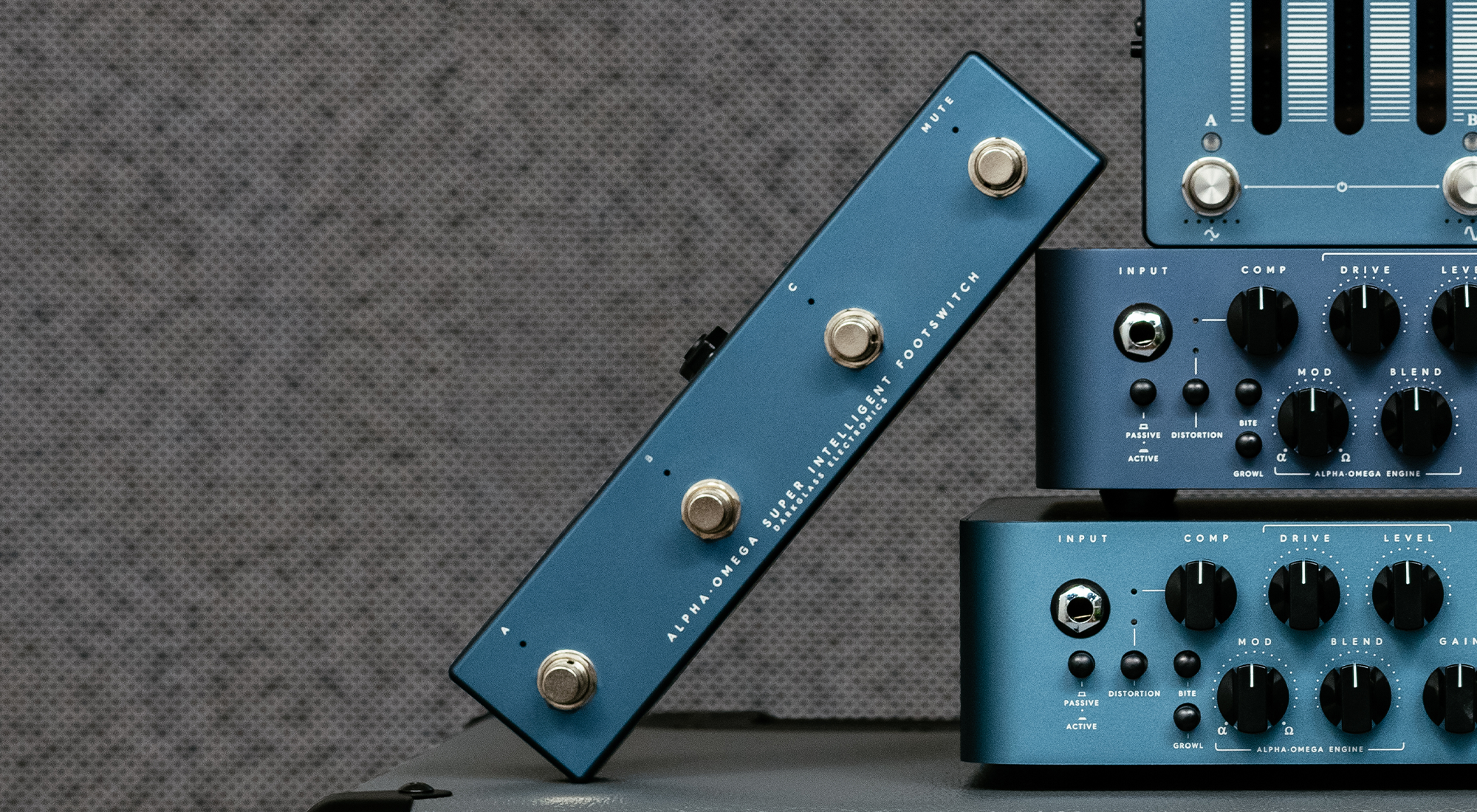 【Darkglass】ALPHA.OMEGA フットスイッチ付き Alpha·Omega Super Intelligent Footswitch – Darkglass