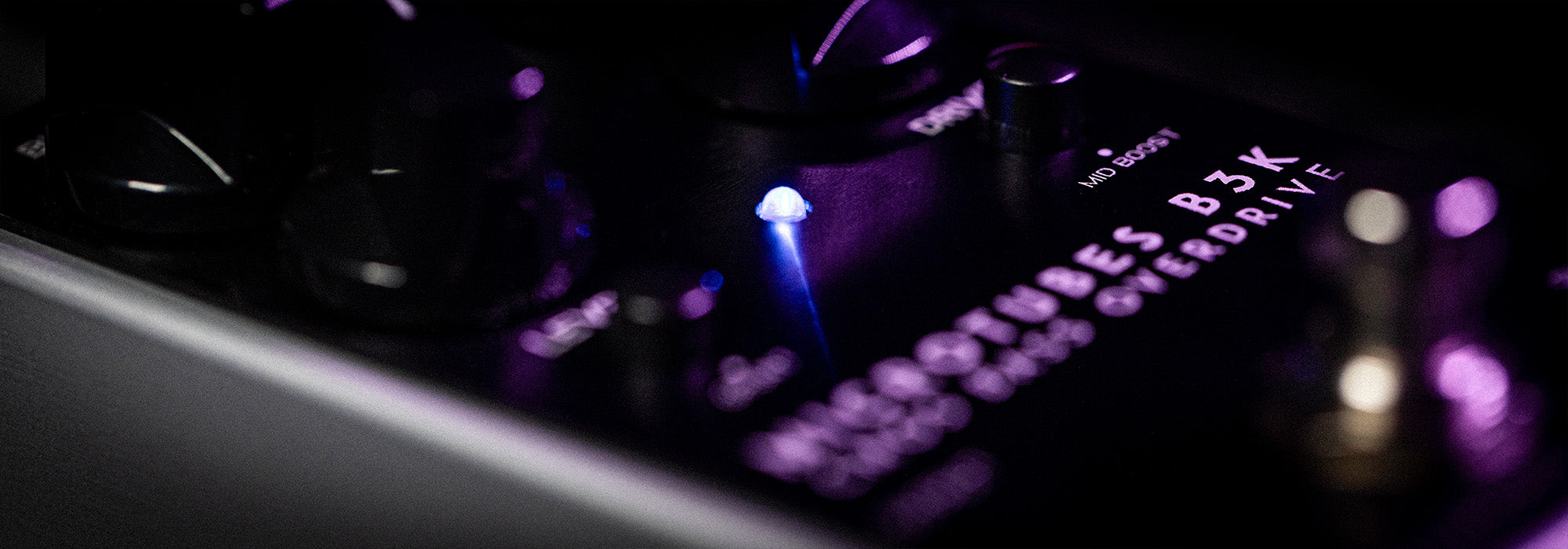 ジャンク！ MICROTUBES B3K ベースオーバードライブ Microtubes B3K V2 – Darkglass